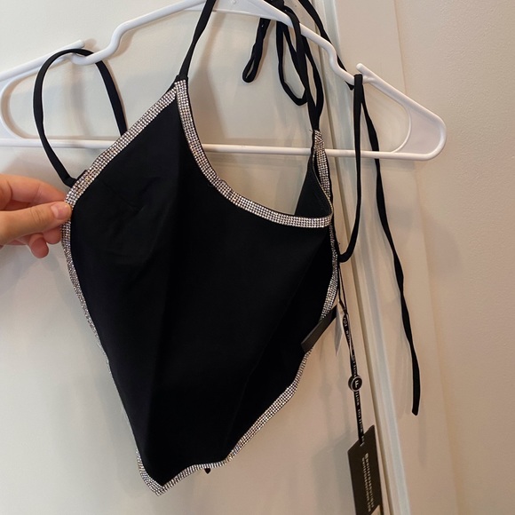 White fox boutique black cropped sparkle top / first look cropped top - Picture 2 of 3